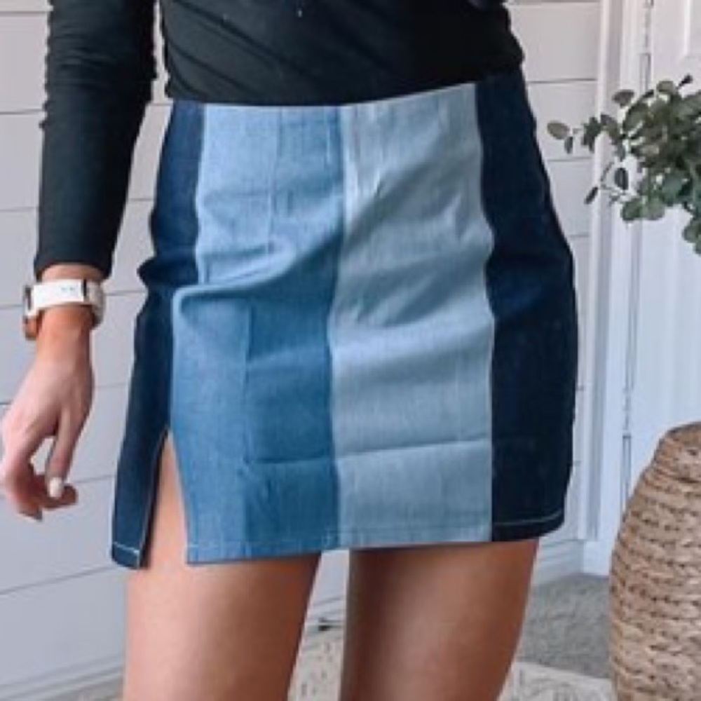 Womens blue colorblock mini skirt